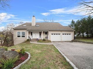 18 Andover Rd, Hartsdale, NY 10530