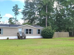 336 Mockingbird Dr, Springfield, GA 31329