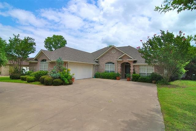 1st image of 3913 Laramie Dr