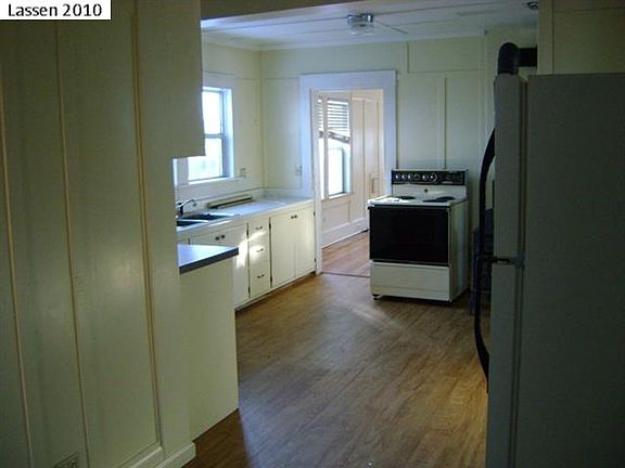 2nd image of 222 Delwood St