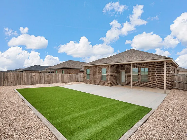 5910 Purtis Creek Dr — Photo 43