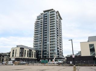 385 Winston Rd #1701, Grimsby, ON L3M 0J3