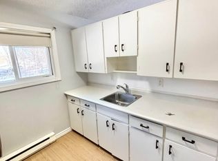 770 Riverside Dr #2, Fredericton, NB E3A8C3