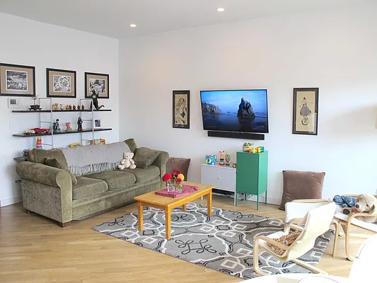 Rented by Elevated Stories LLC | media 15