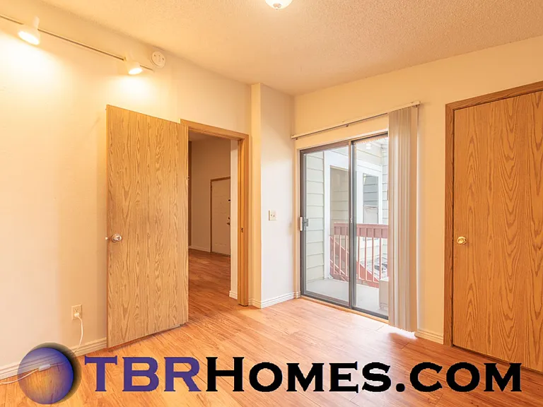 920 S Dawson Way #19 — Photo 8