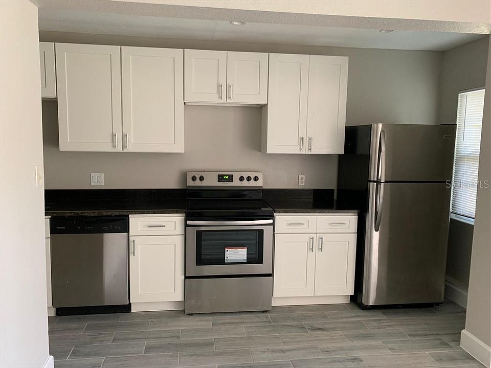 1st image of 2610 El Portal Ave