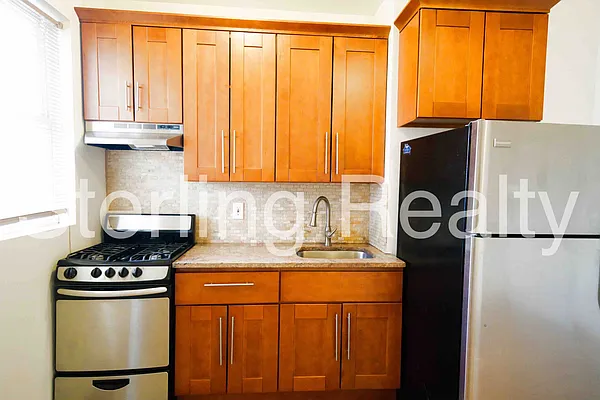 Rented by Sterling Realty Solution Inc | media 6