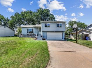 3235 N Brookfield St, Wichita, KS 67226