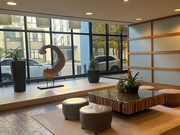 3rd image of 5445 N Sheridan Rd APT 2803