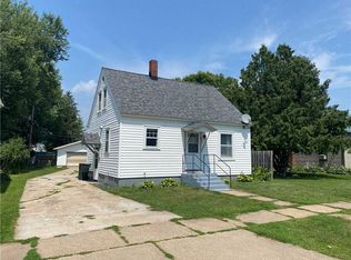 233 E Washington Ave, Fall Creek, WI 54742