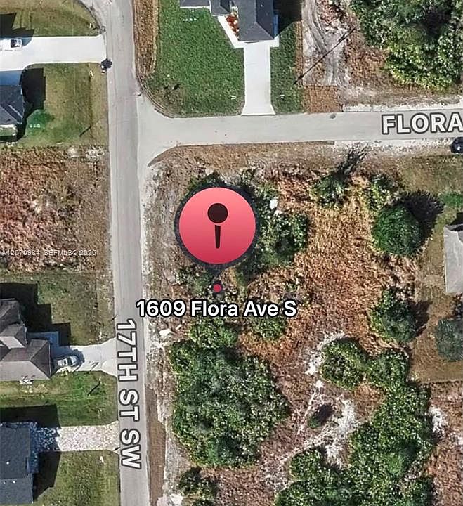 2nd image of 1609 Flora Ave S