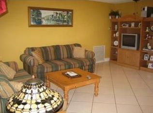 2115 N 31st Rd, Hollywood, FL 33021