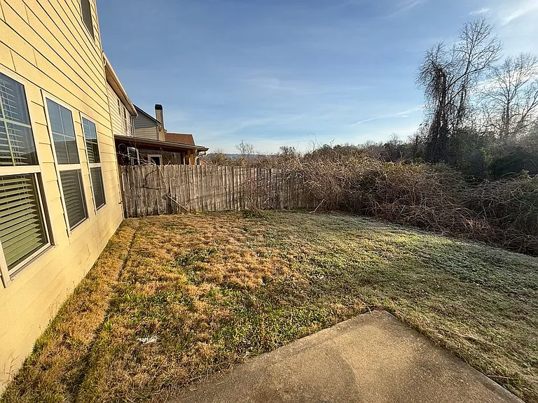 1322 Ingersoll Dr — Photo 35
