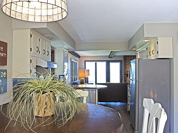 5th image of 5507 Lakeshore Dr