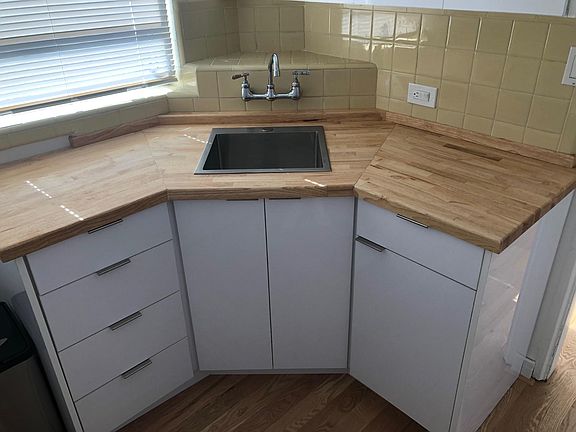 Kitchen:
Butcher Block CounterTop
New Cabinets