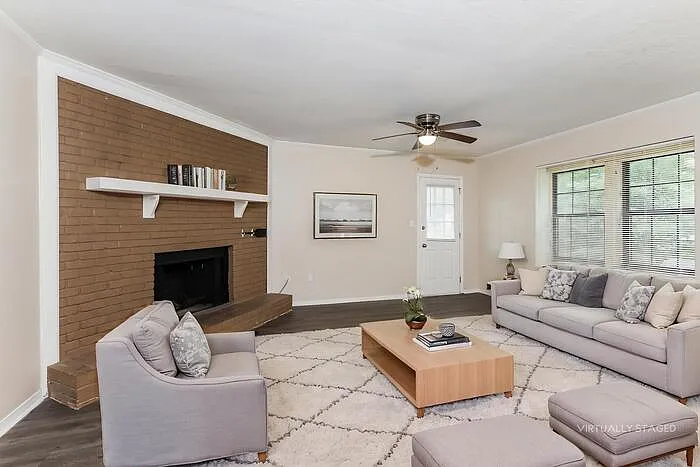 415 Shenandoah Rd N — Photo 4