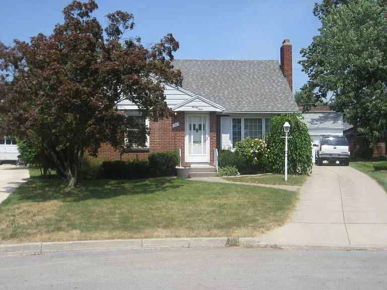 23 Springwood Ct — Photo 4