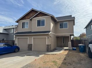 1373 SW 27th St, Redmond, OR 97756