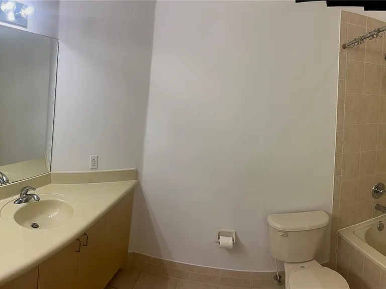12458 SW 125th Ter #12458 — Photo 20