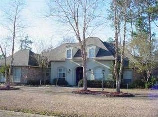 318 Forest Brook Blvd, Mandeville, LA 70448