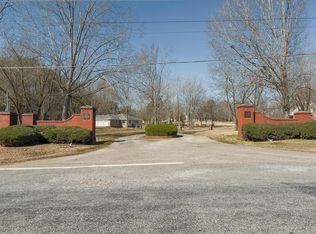 459 Cr, Corinth, MS 38834