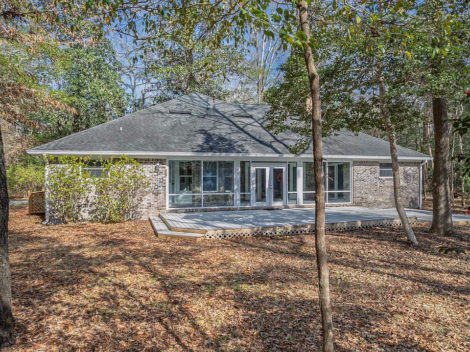 1st image of 528 Hickorywood Dr
