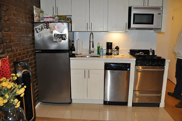 Rented by Sky Management | media 35