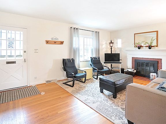 2nd image of 5088 E Eastwood Cir