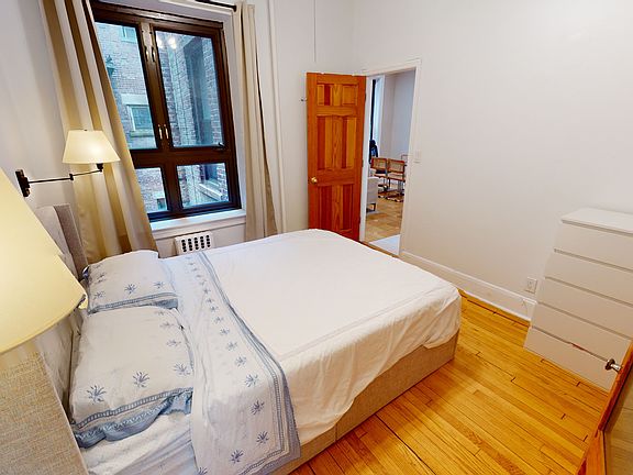 4th image of 625 W End Ave APT 2B