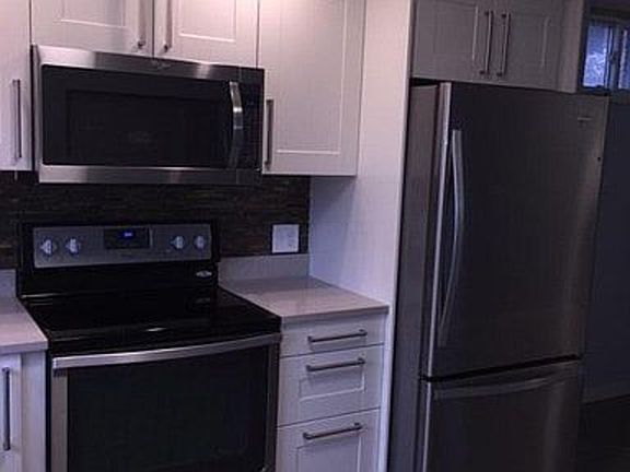 5th image of 561 S Ogden St #3
