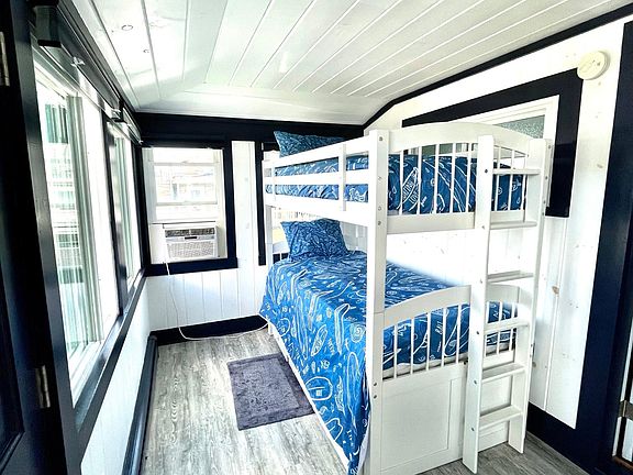 Bunks on Porch.