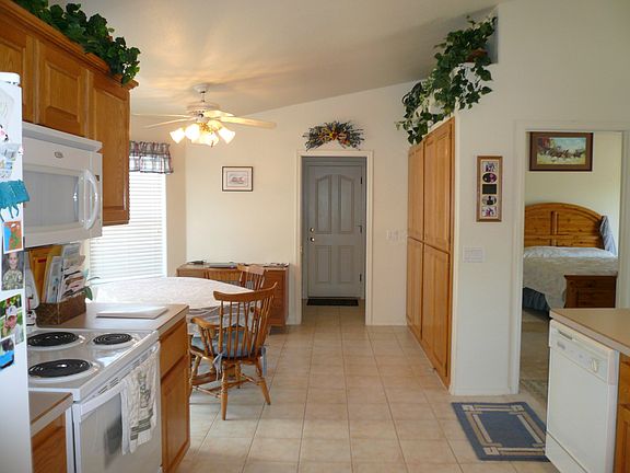 5th image of 225 W COTTONWOOD Lane