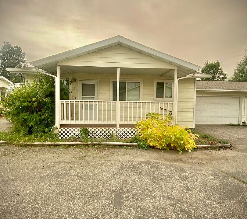 1st image of 8 Marjorie Ln