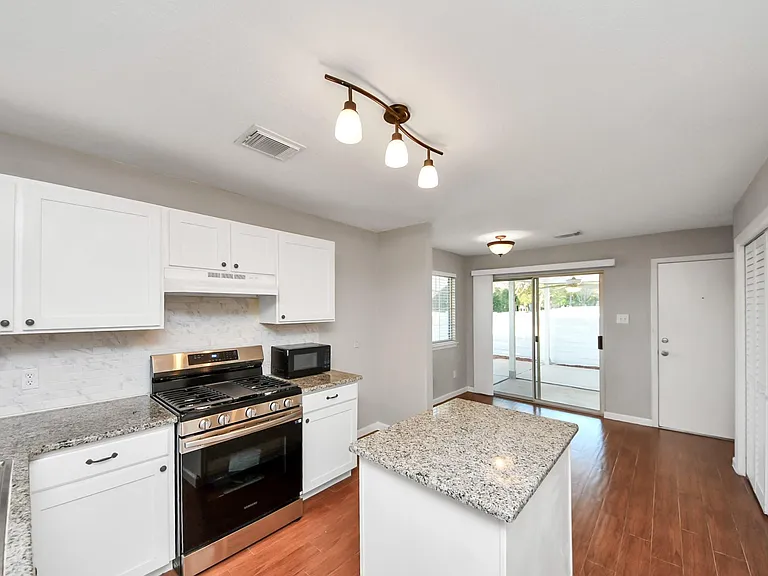 20641 Patriot Park Ln — Photo 12