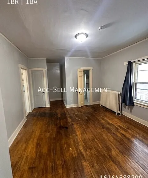 209 Valley Ave NW #4 — Photo 4
