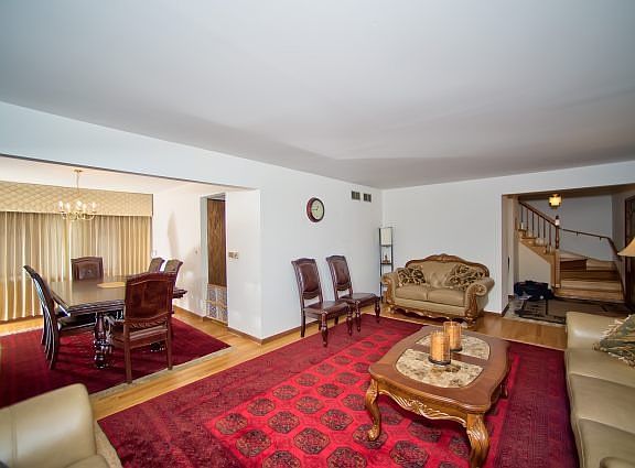 3rd image of 1437 Schramm Dr