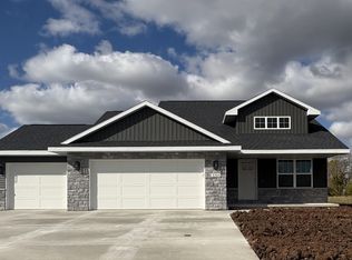 3105 Toad Island Trl, De Pere, WI 54115