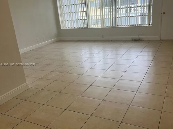16801 NE 14th Ave APT 310, Miami, FL 33162