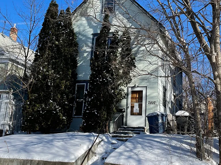2806 Taylor St NE — Photo 1