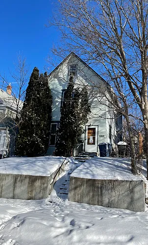 2806 Taylor St NE Photo 1