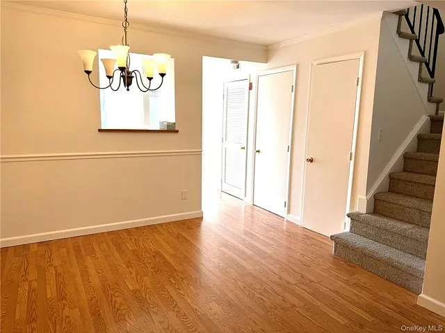 209 Everett Pl — Photo 5
