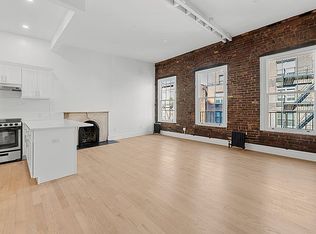 220 W 10th St APT 5A, New York, NY 10014