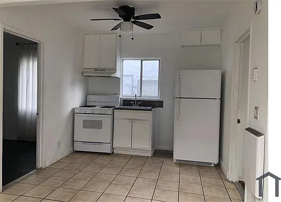 3 bed, 476 sqft, $2,500 — Photo 2