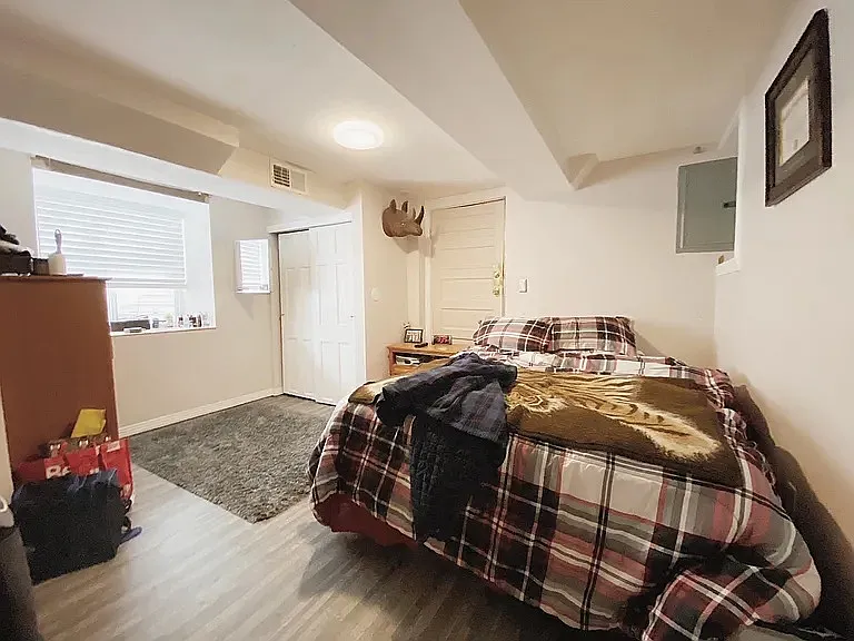 632 Quincy St NE #1 — Photo 6