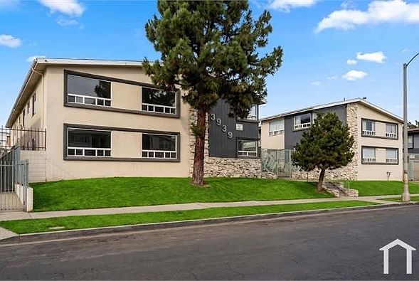 1st image of 3933 Nicolet Ave #12