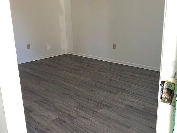 3rd image of 208 Stephen Ave APT D