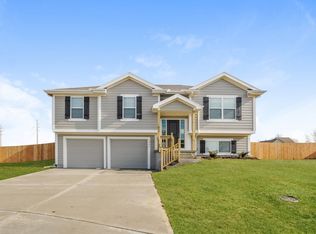 9906 E 219th Cir, Peculiar, MO 64078