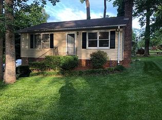17 Hoover Dr, Lexington, NC 27292