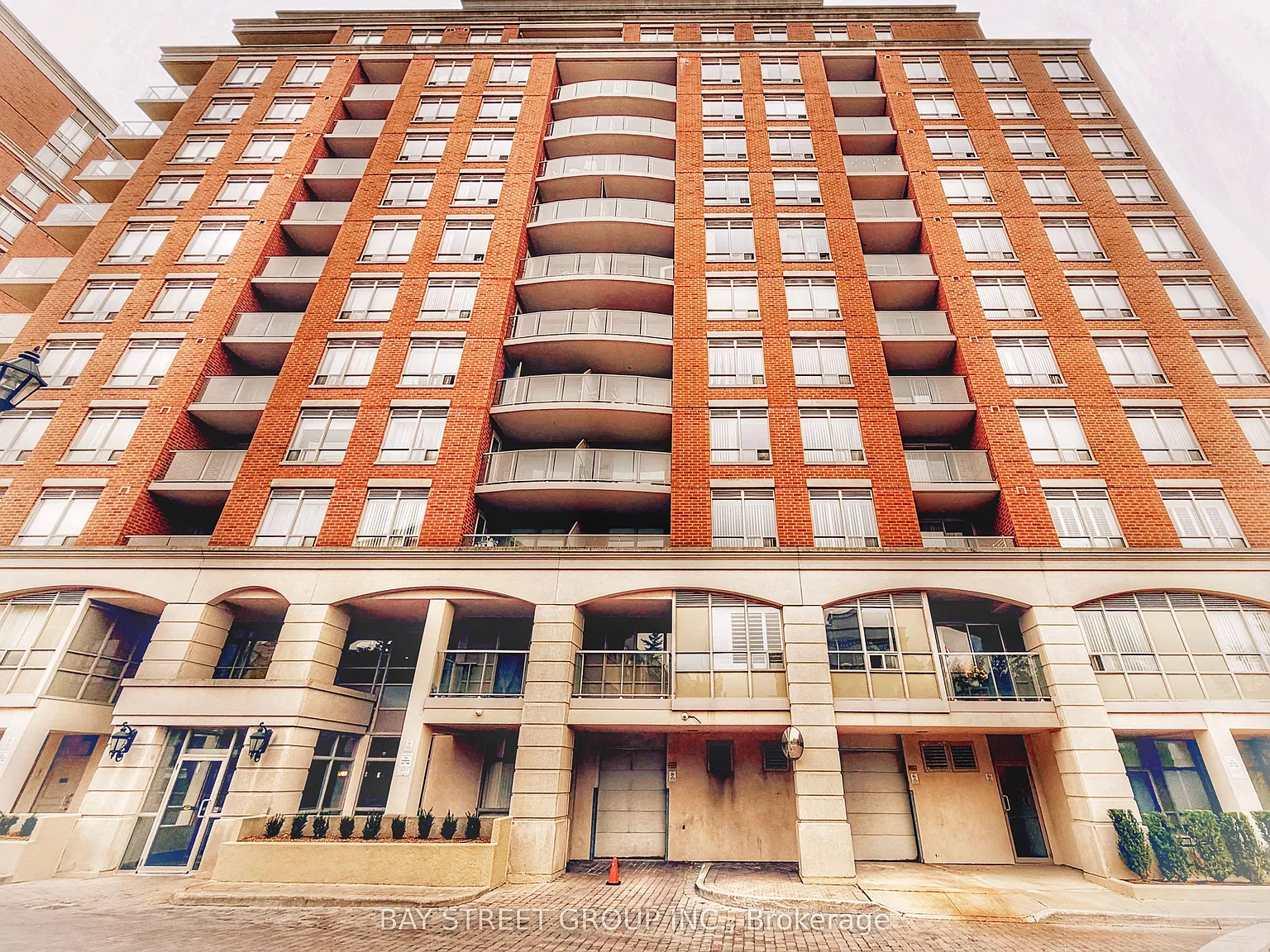 2 bed, $2,850 — Photo 3