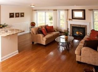 12 Doe Trl, Wappingers Falls, NY 12590